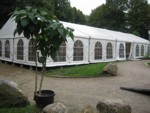 Unser 10 x 25 m Zelt für eine Feier im Krefelder Zoo